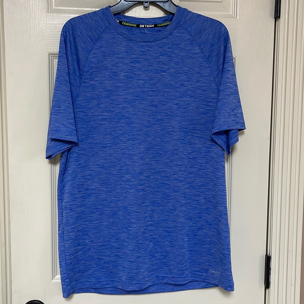 SB Tech cool play top. Great condition! Size large